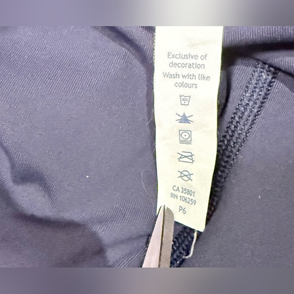 Lululemon Fresh In Mesh Tights in Midnight Navy Size 8 - Picture 11 of 12